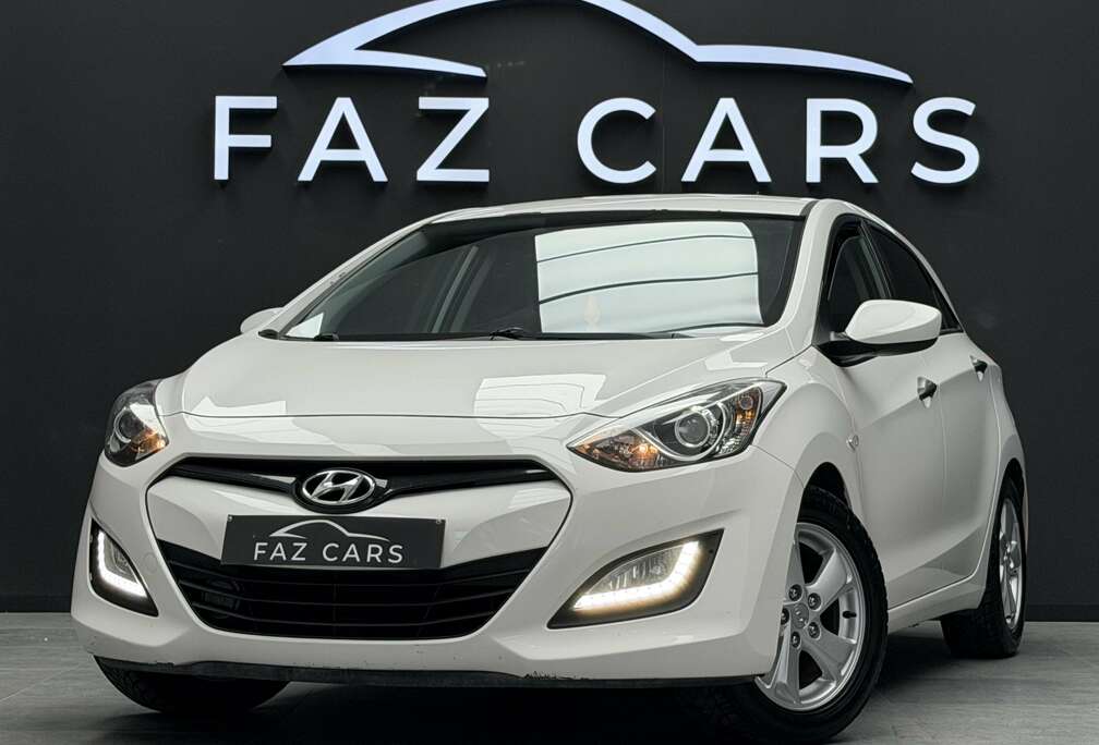 Hyundai 1.4i Comfort * JANTES + CLIM + GARANTIE *