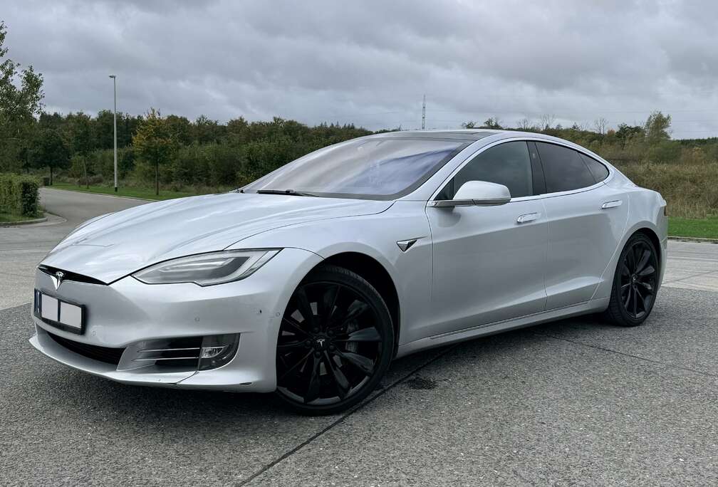 Tesla 75 kWh