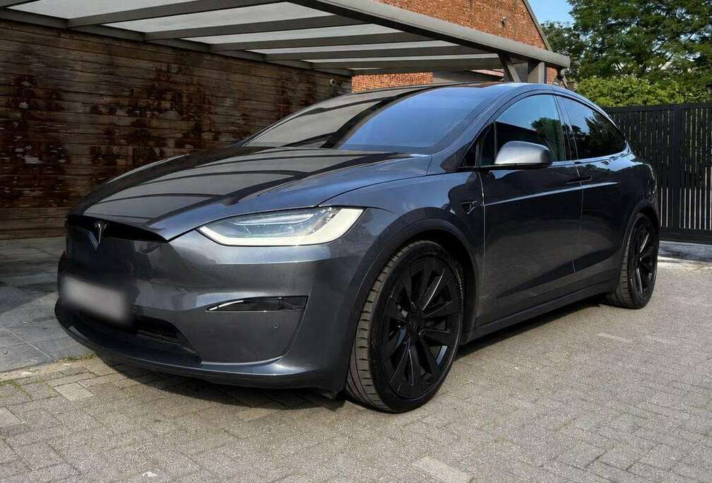 Tesla Plaid