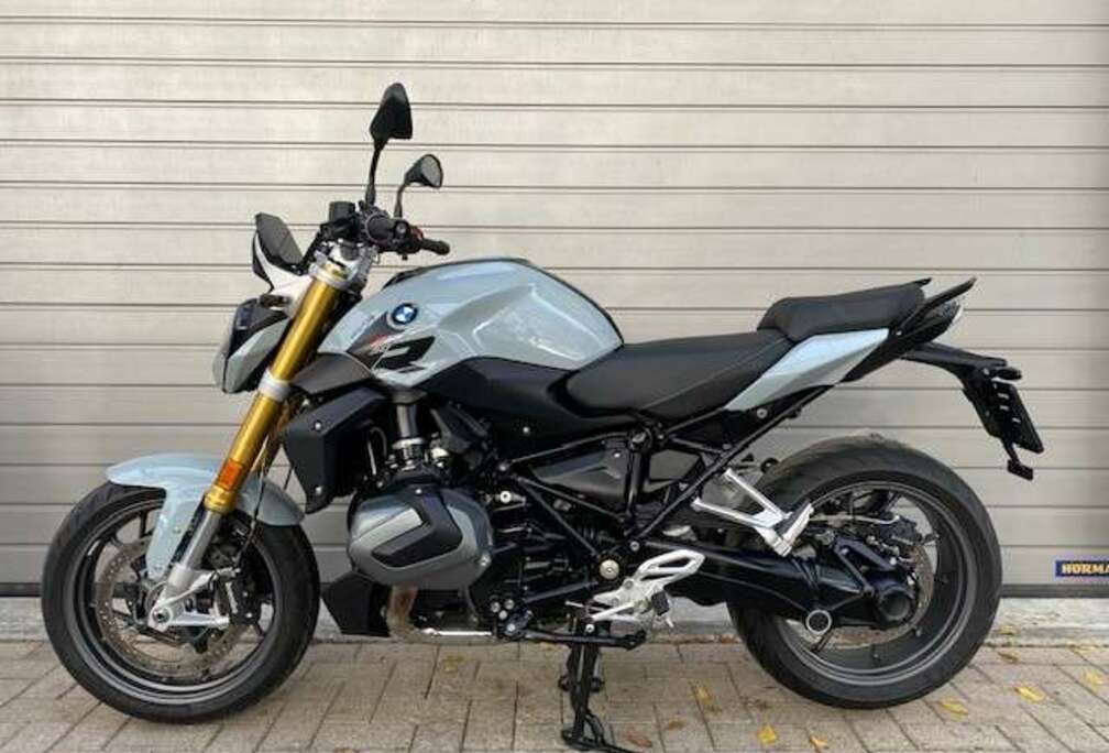 BMW 0