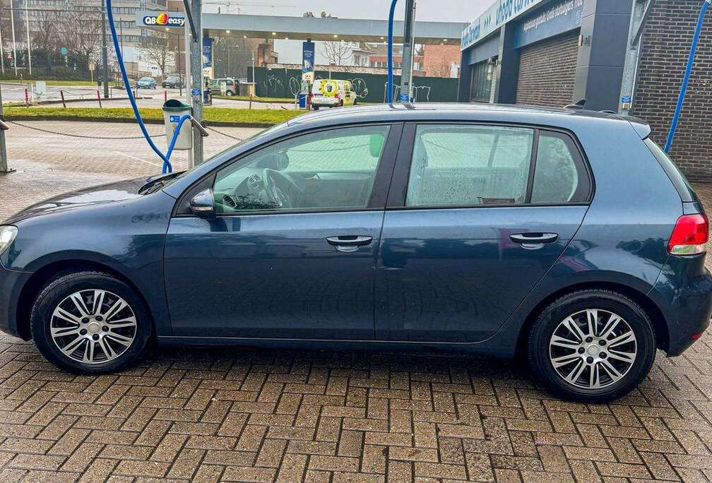 Volkswagen 1.6 CR TDi Highline DPF