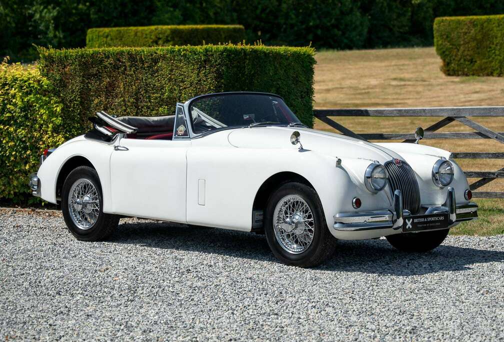 Jaguar 150 SE 3.4 Drophead Automatic