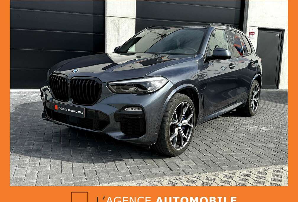 BMW 12 mois Garantie - Hybride - Attache remorque - Full équipé - Toit pano - CarPlay -