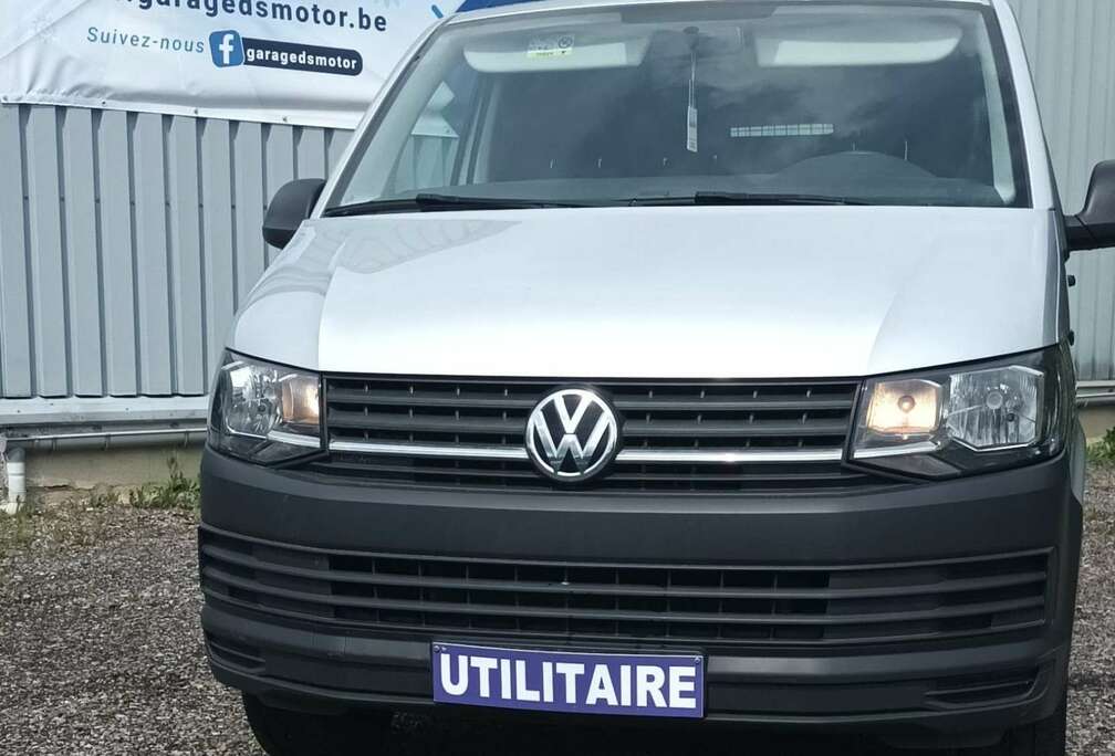 Volkswagen VW transporteur T6 UTILITAIRE 2.0 TDI 2016 16950€