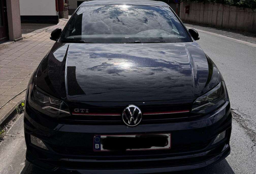 Volkswagen Polo 2.0 TSI DSG GTI