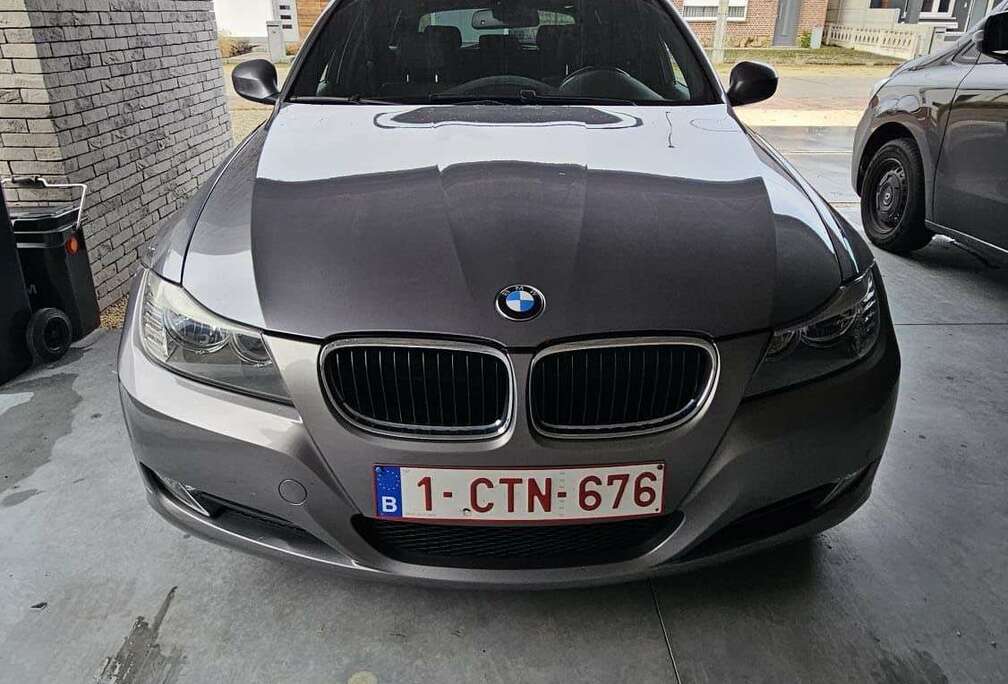BMW Touring 318i