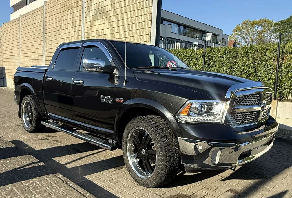 Dodge Dodge Ram Laramie V8 5.7