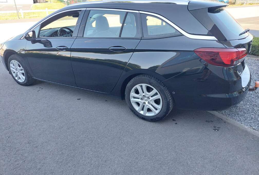 Opel Astra Sports Tourer 1.4 Turbo Innovation Start/Stop (EU6.2)