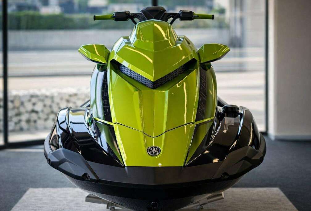Jet Ski  GP 1800 R  SVHO