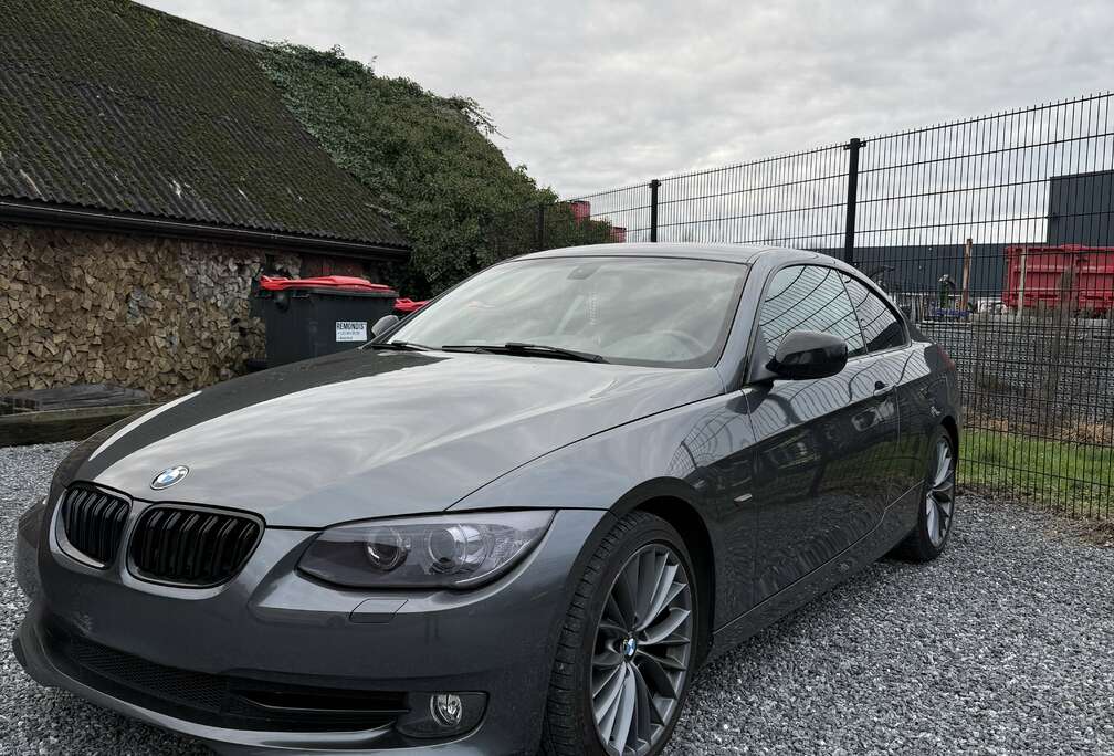 BMW 320d Coupe