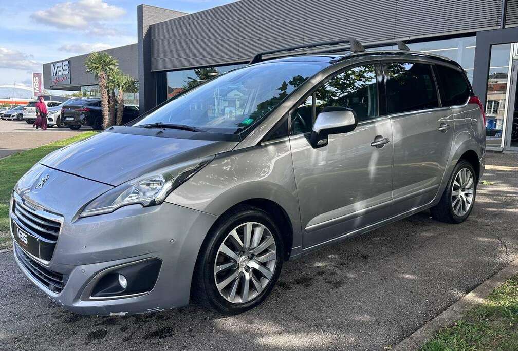 Peugeot *7 PLACES* 2.0HDI* NAVI* CRUISE* AUTO* AFFICHAGE TETE HAUTE*