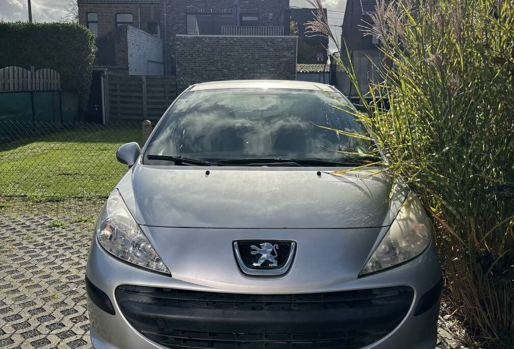 Peugeot 1.4 HDi Sporty