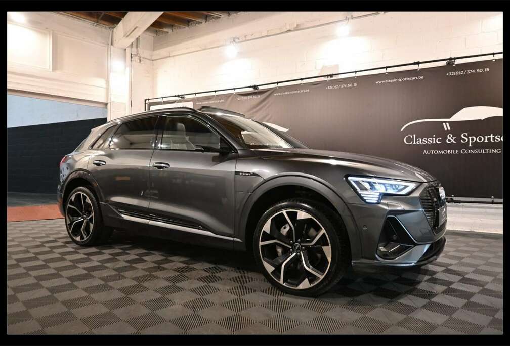 Audi 95 kWh 55 QUATTRO / S-LINE / CAMERA 360 / CARPLAY