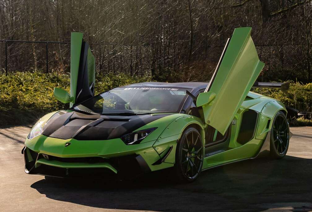 Lamborghini Roadster V12 LP700-4 Liberty Walk