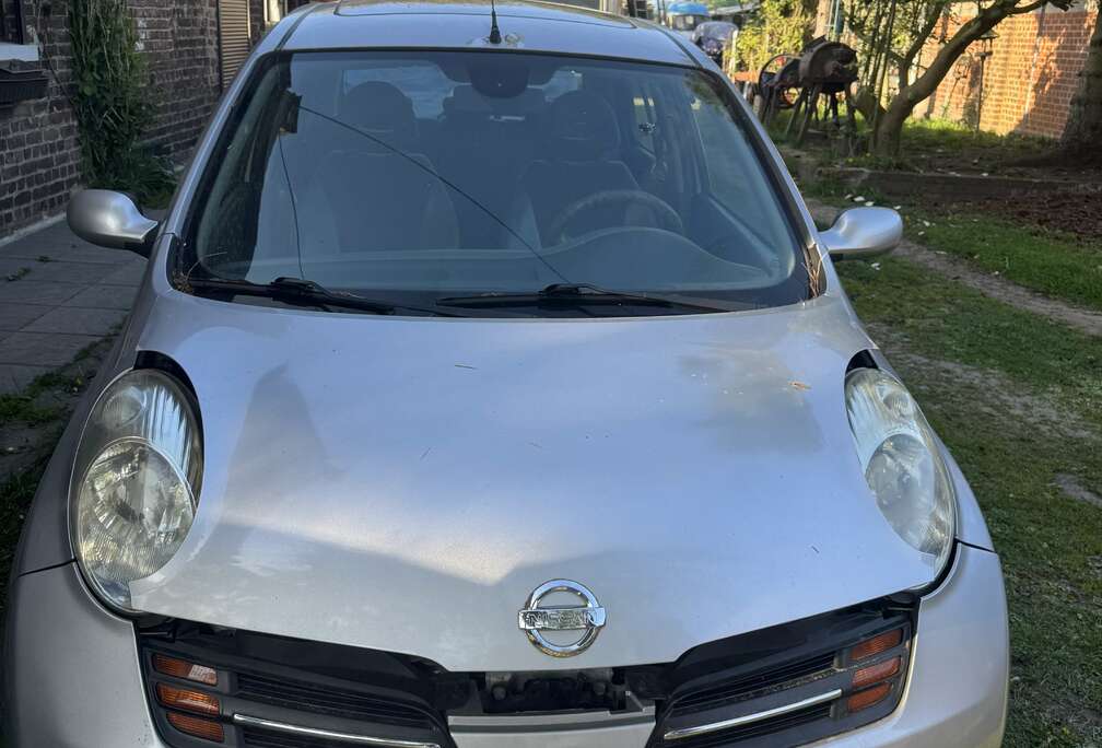 Nissan 1.4i 16v Tekna S/R