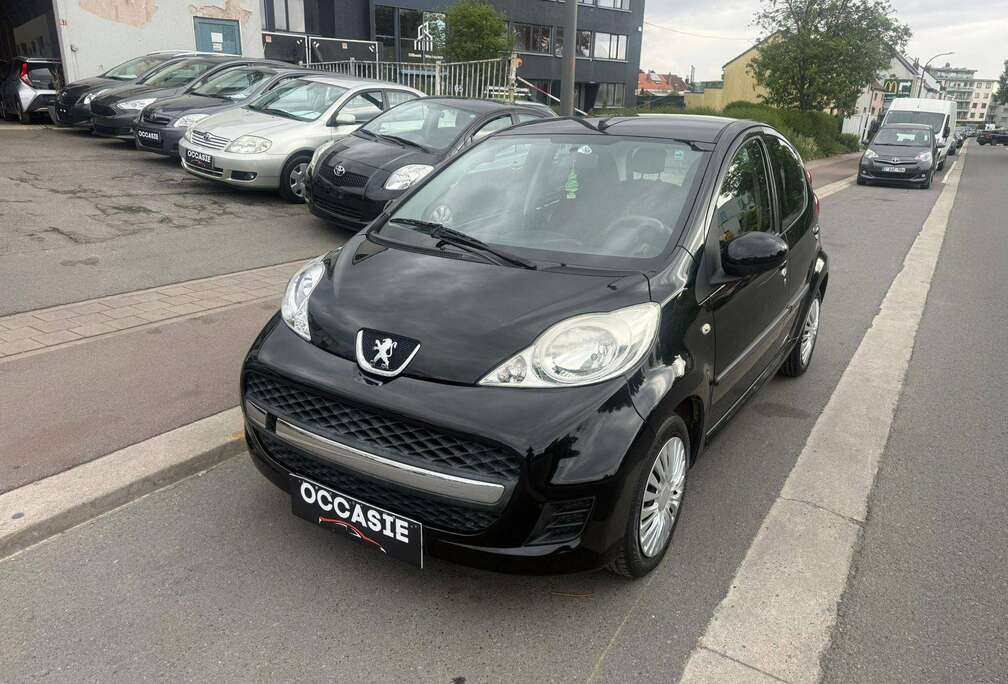 Peugeot 107 1.0i **12M GARANTIE**