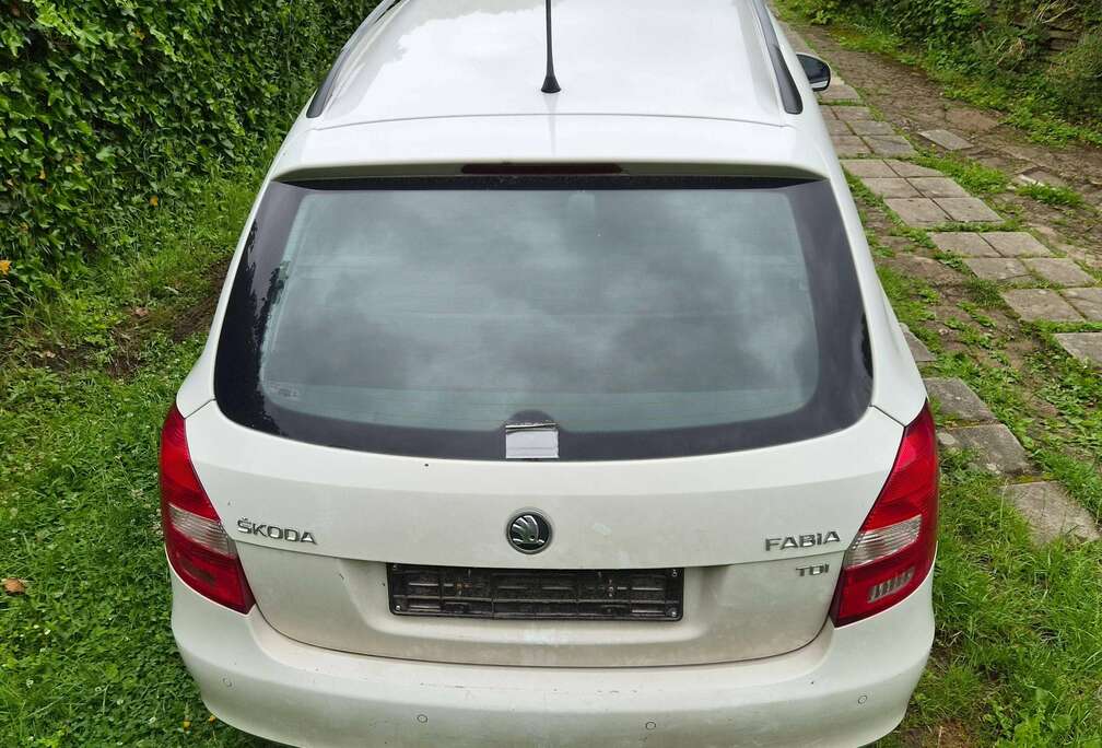 Skoda Fabia SW 1.6 CR TDi Ambition DPF