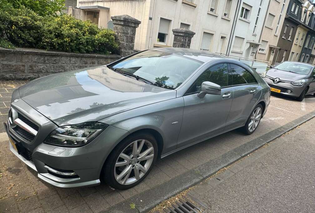 Mercedes-Benz CLS 350 CDI DPF 4Matic BlueEFFICIENCY 7G-TRONIC