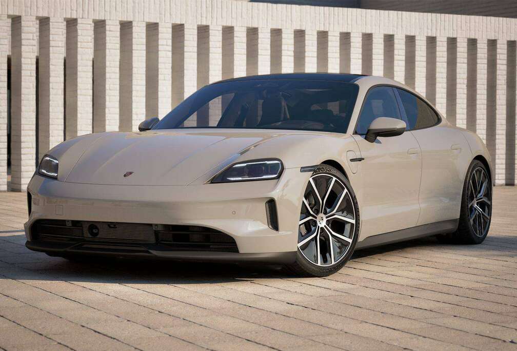 Porsche FACELIFT BATT+/PANO/AIR/21\