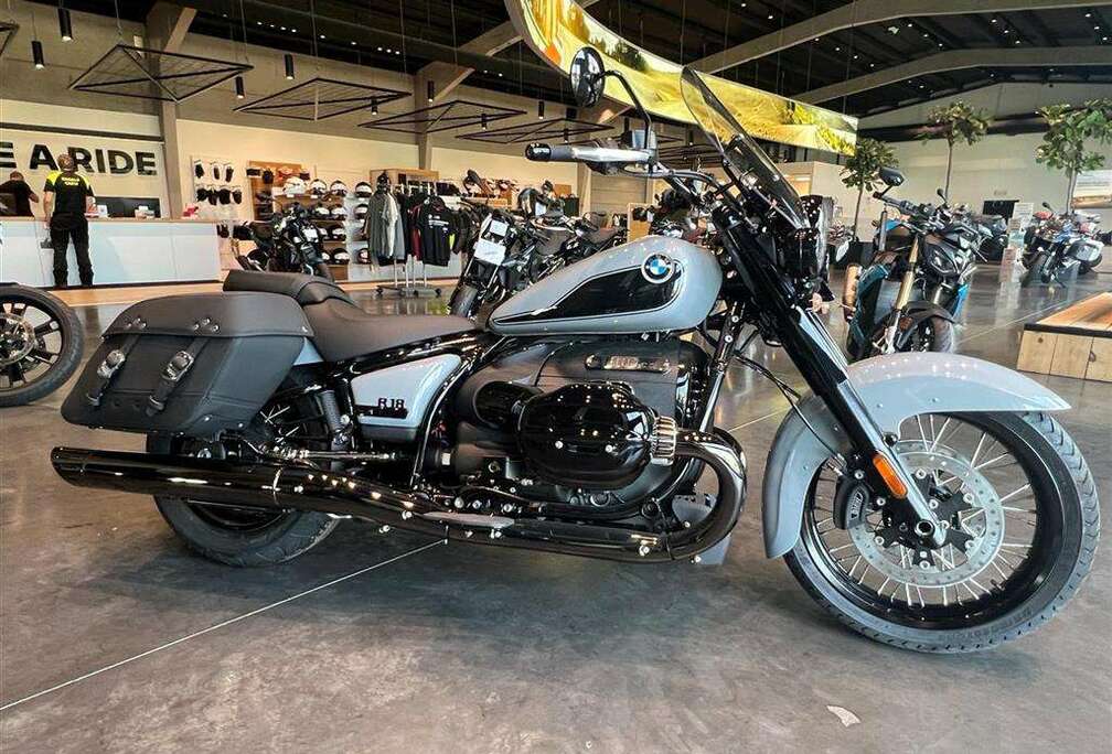 BMW NIEUWE MOTOR NIET INGESCHREVEN