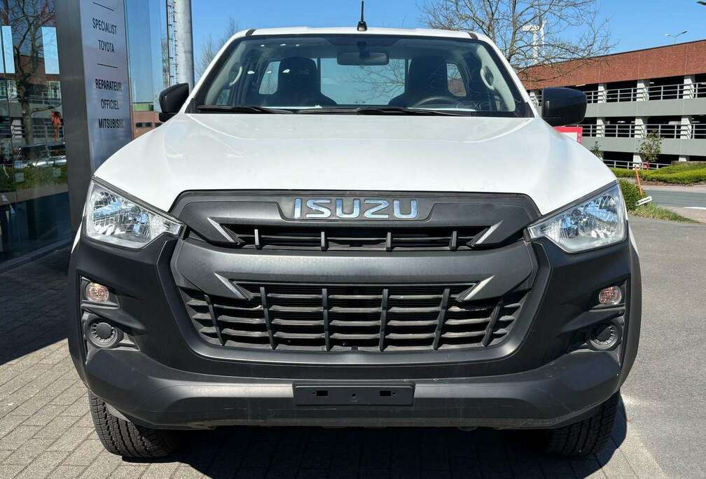 Isuzu 1.9D SC 4x4 PWR A/W High AT *FOR EXPORT OUT OF EU*