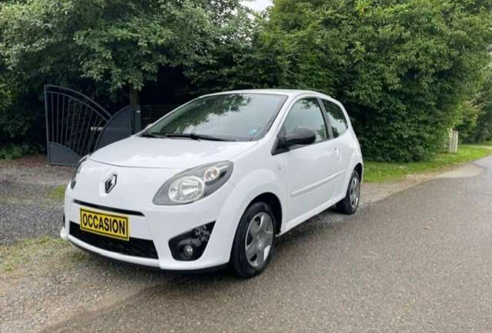 Renault 1.2i Night  SUPERBE ETAT IMPECABLE GARANTIE 1AN