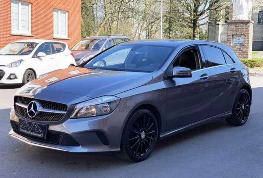 Mercedes-Benz A 160 d AMG Line