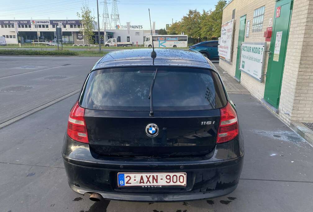 BMW 116i Black