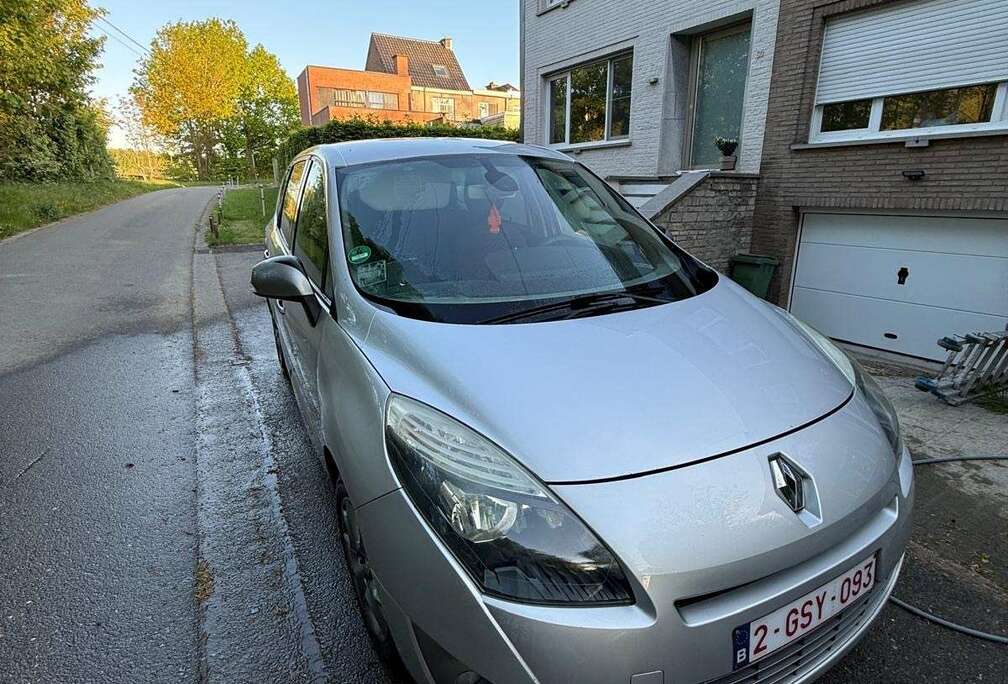 Renault dCi 130 FAP Start & Stop Luxe