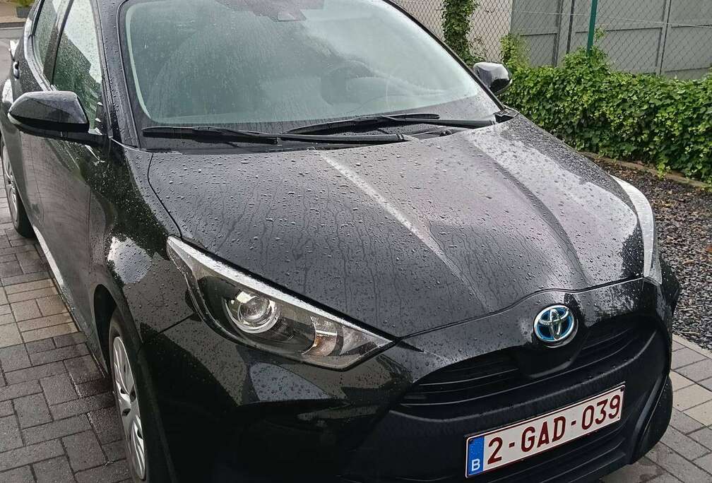 Toyota Yaris 1.5i Dual VVT-iE Y-conic CVT