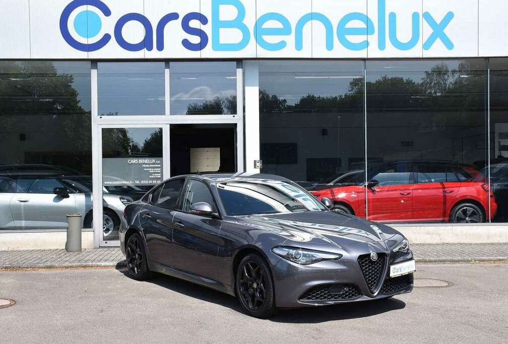 Alfa Romeo 2.0 T Sprint ATX CUIR MEMO GPS ACC LANE SIDE CAM
