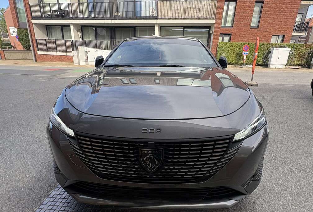 Peugeot SW BlueHDi 130 EAT8 Active Pack