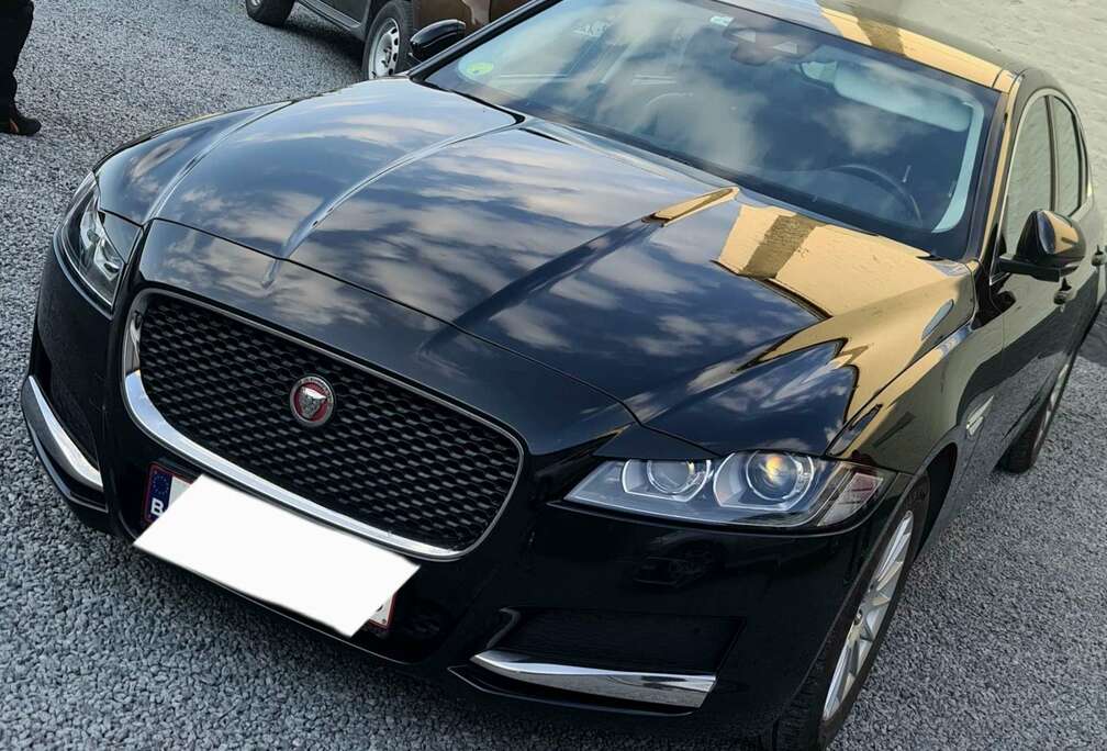 Jaguar 2.0 D E-Performance Prestige (EU6.2)