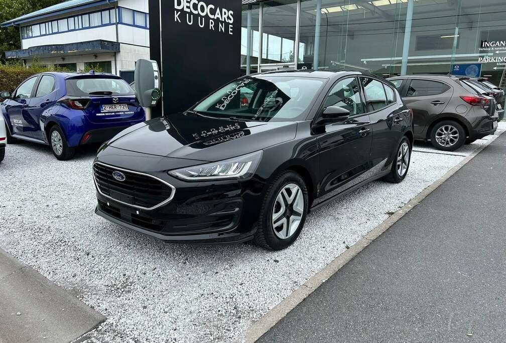 Ford Focus ecoboost/ Navi/ Carplay/ Airco/ Sensoren/LED