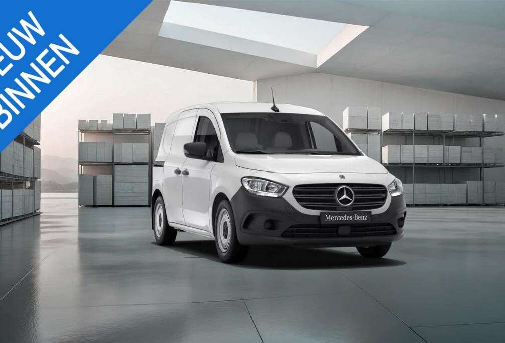 Mercedes-Benz 110 CDI L1 Base ESSENTIAL EDITION