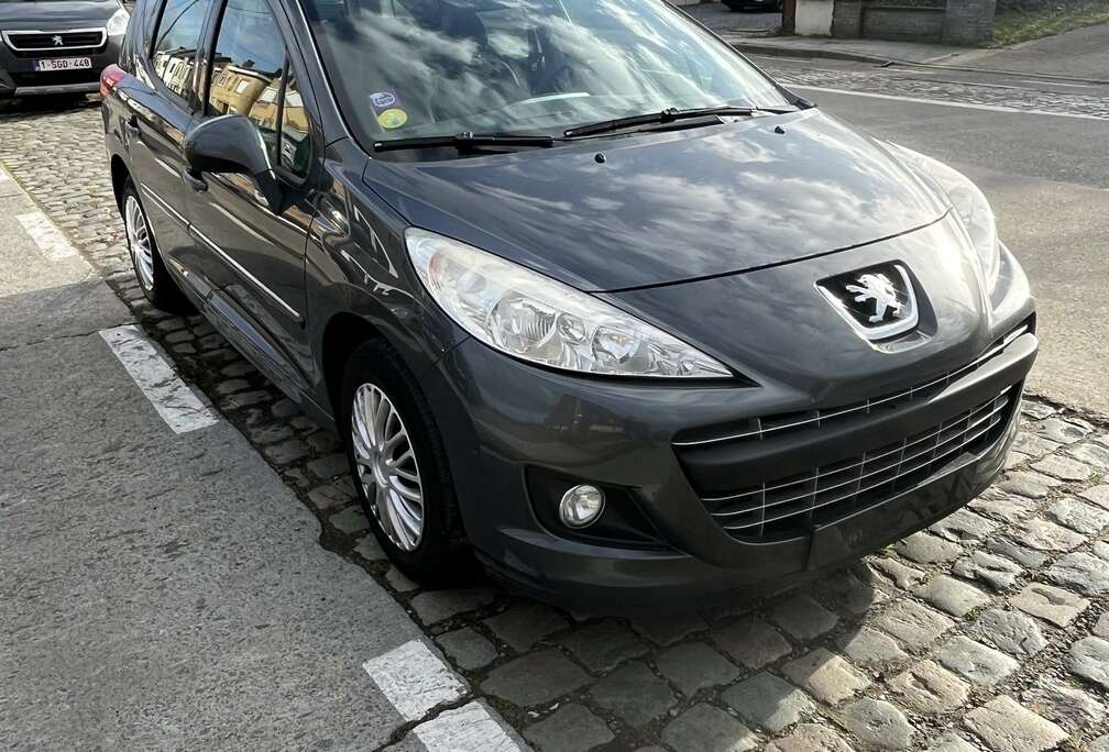 Peugeot 207 SW HDi FAP  / PANO / AIRCO
