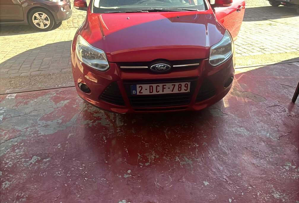 Ford 1.0 EcoBoost ECOnetic Tech. Titanium