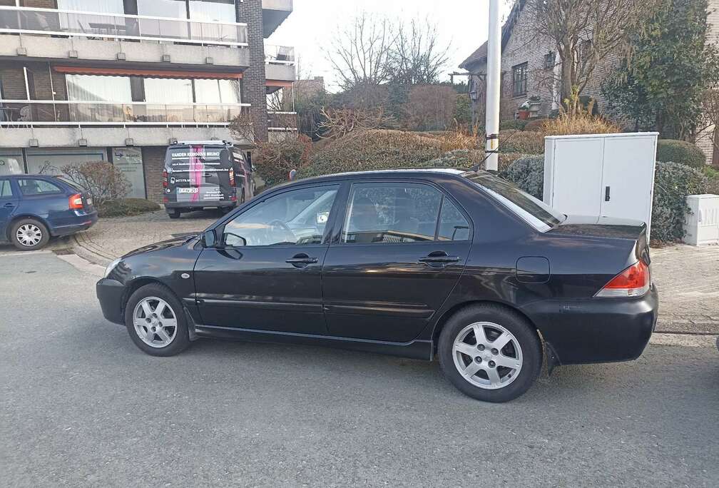 Mitsubishi 1500 GLXi