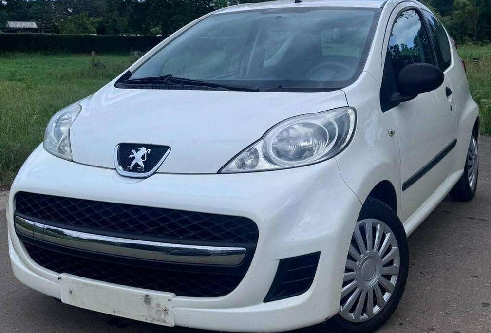 Peugeot 107 1.0i Urban