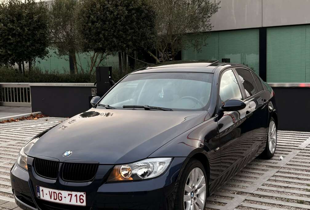 BMW 318i