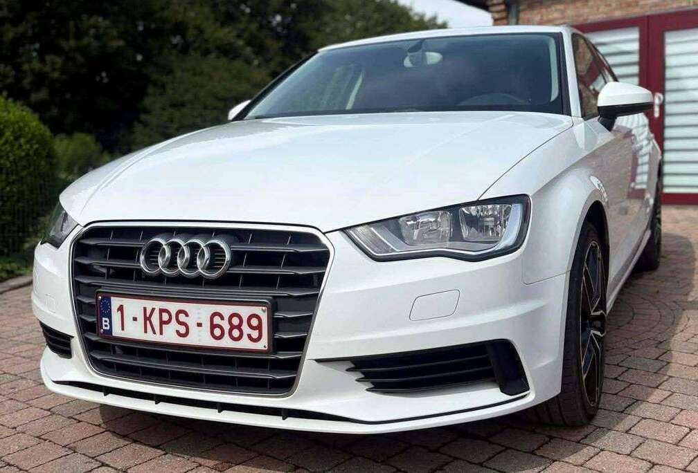 Audi A3 Sportback 1.6 TDi ultra Attraction