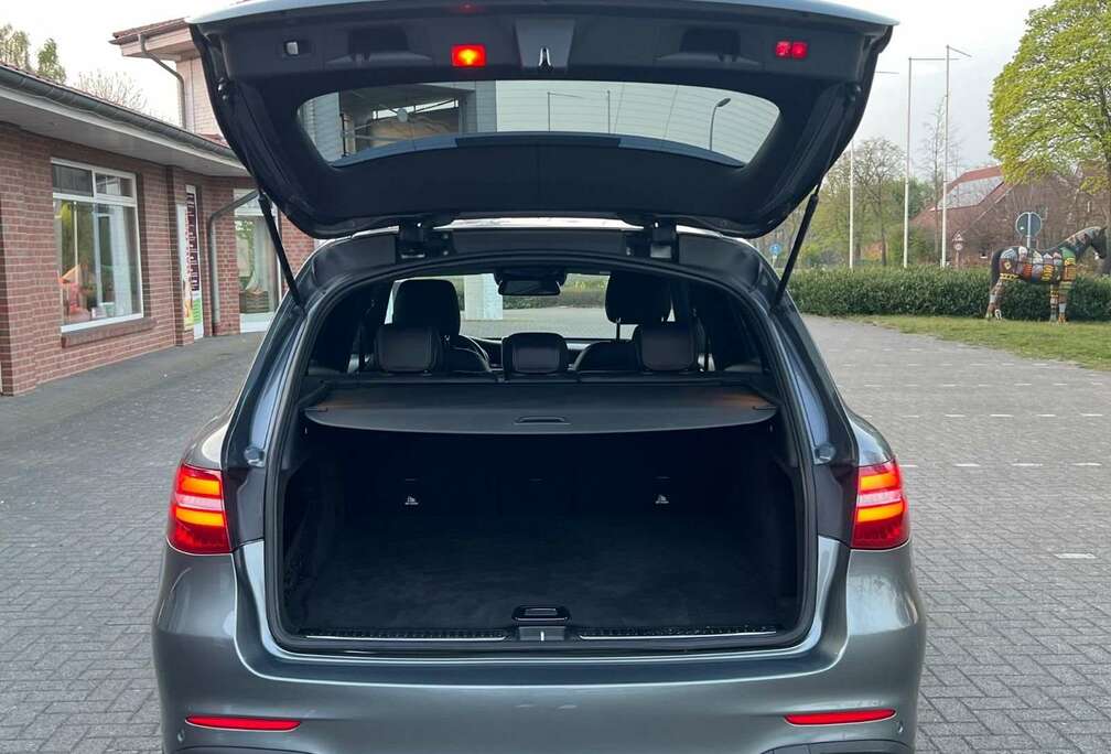 Mercedes-Benz GLC 220 d 4Matic 9G-TRONIC