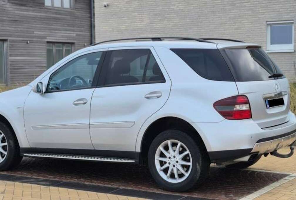 Mercedes-Benz ML 320 CDI Edition 10