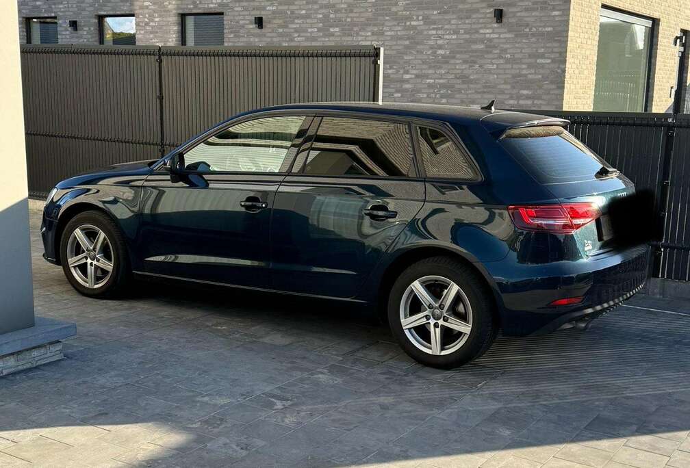 Audi A3 1.6 TDI Limousine S tronic design