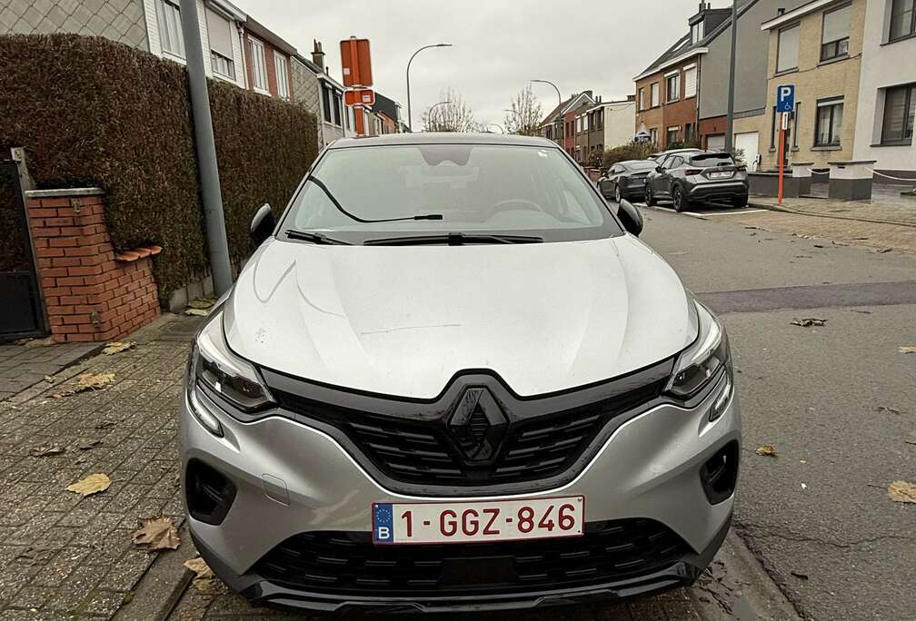 Renault E-TECH Full Hybrid 145 TECHNO rive gauche