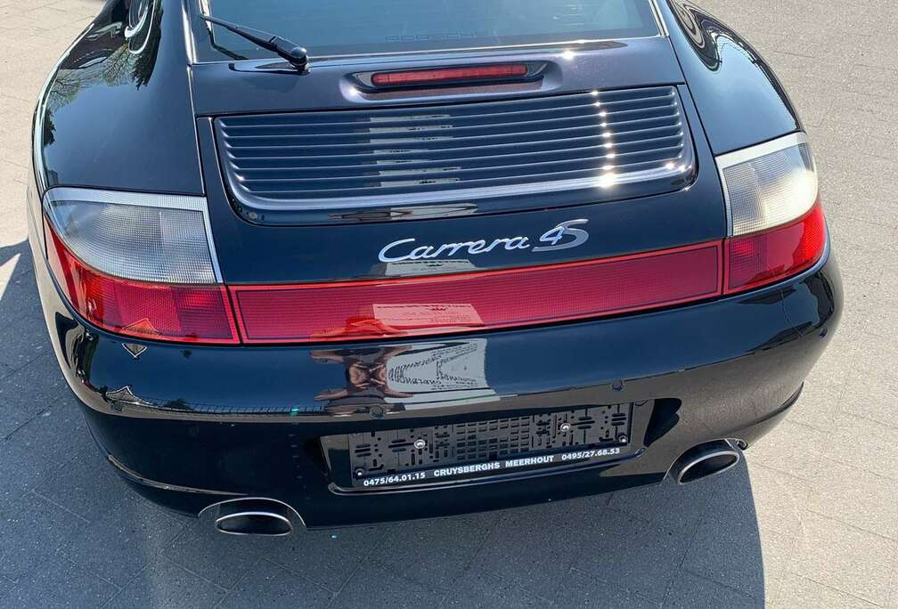 Porsche 911 Carrera 4S