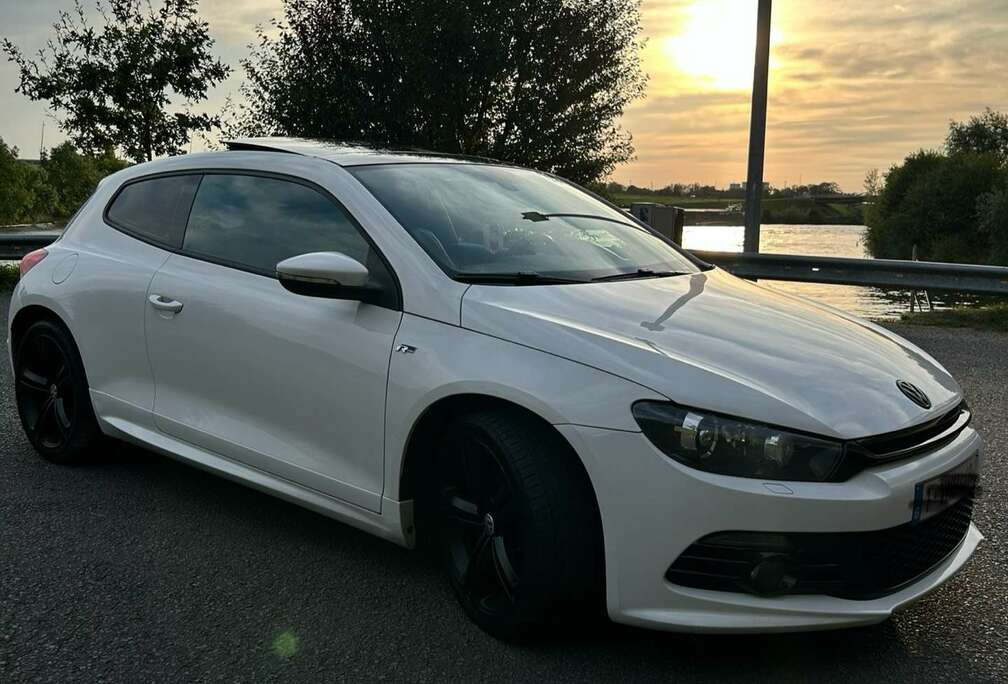 Volkswagen 2.0 TSI (290pk)