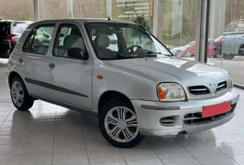 Nissan 1.0i 16v Comfort N-CVT