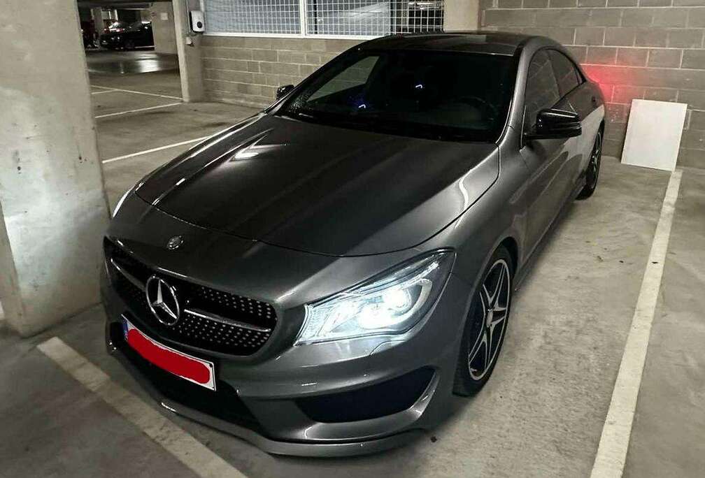 Mercedes-Benz CLA 180 7G-DCT AMG Line