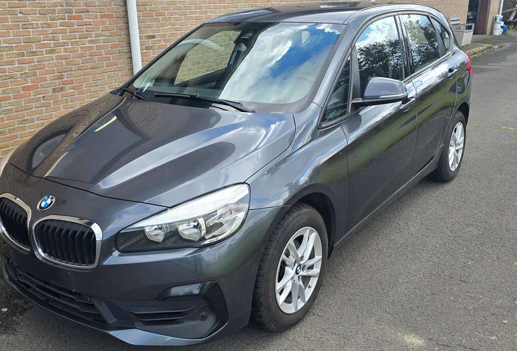 BMW Active Tourer 216i navi, capteurs av et ar